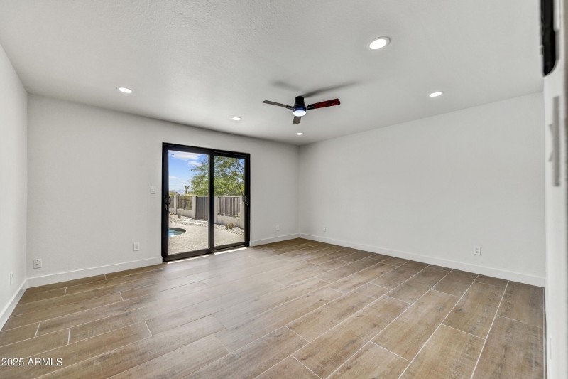 015_Primary Suite