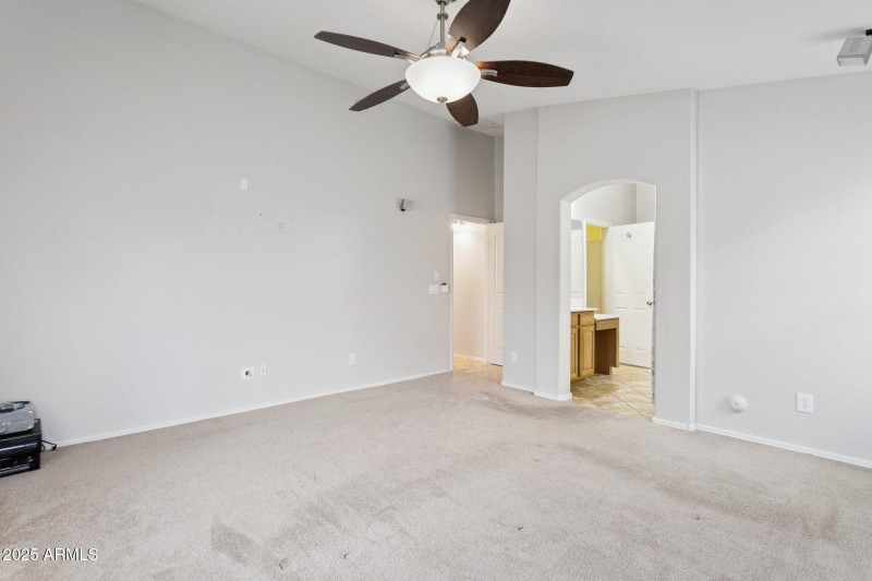 13-web-or-mls-46179-w-starlight-dr