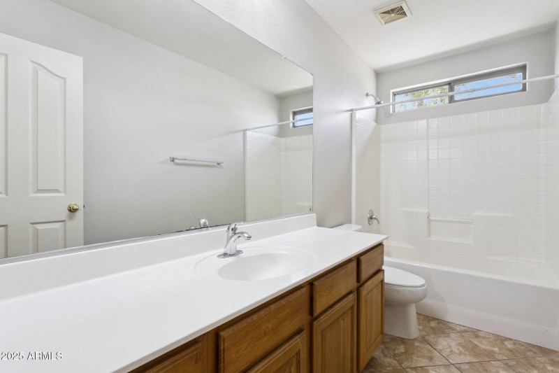22-web-or-mls-46179-w-starlight-dr