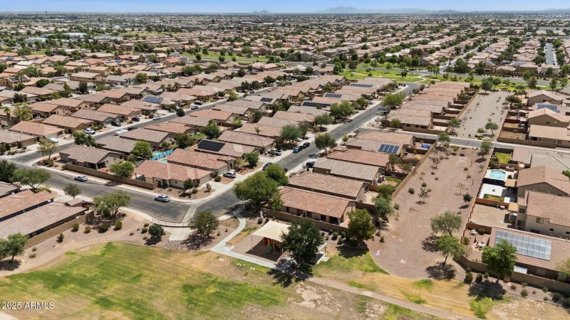 37-web-or-mls-46179-w-starlight-dr