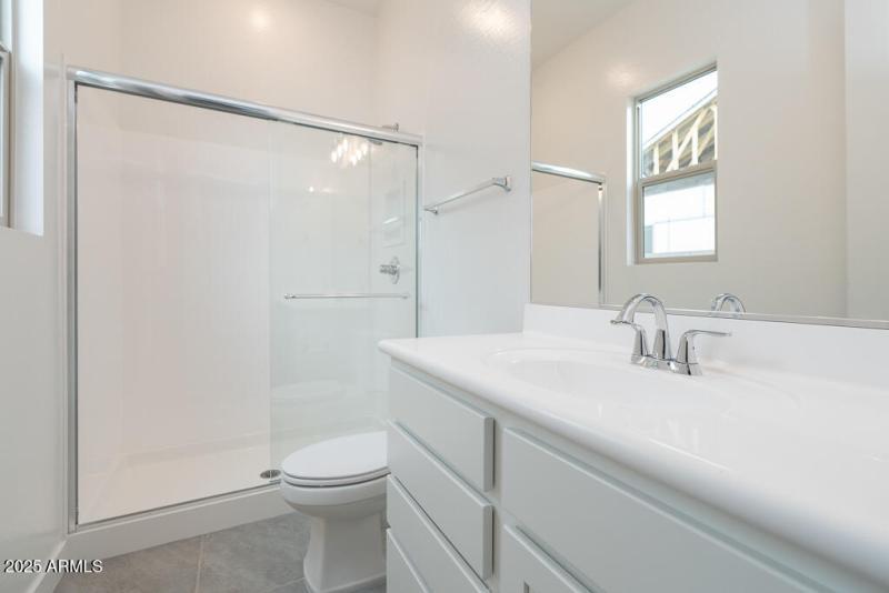 Tri Pointe Soleo 334 - Bath 3-1MLS