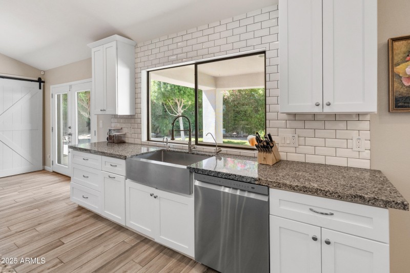 Tiled backsplash