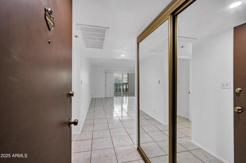 7930 E Camelback Rd unit 106-3
