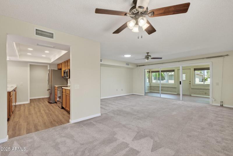 18_12518_W_Prospect16_mls