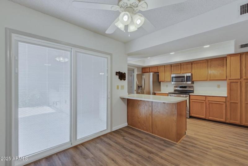 25_12518_W_Prospect23_mls