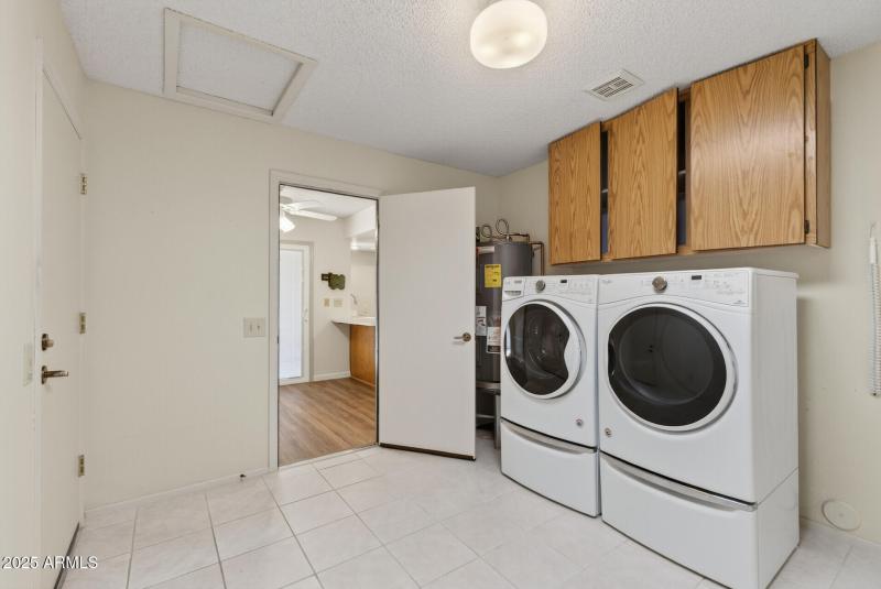 Washer & Dryer included