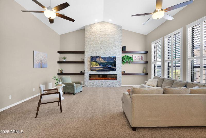 12-web-or-mls-P1279250