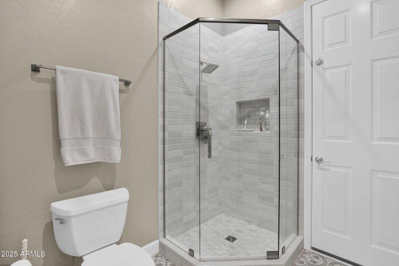 28-web-or-mls-P1279292