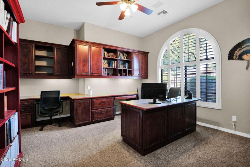 33-web-or-mls-P1279303