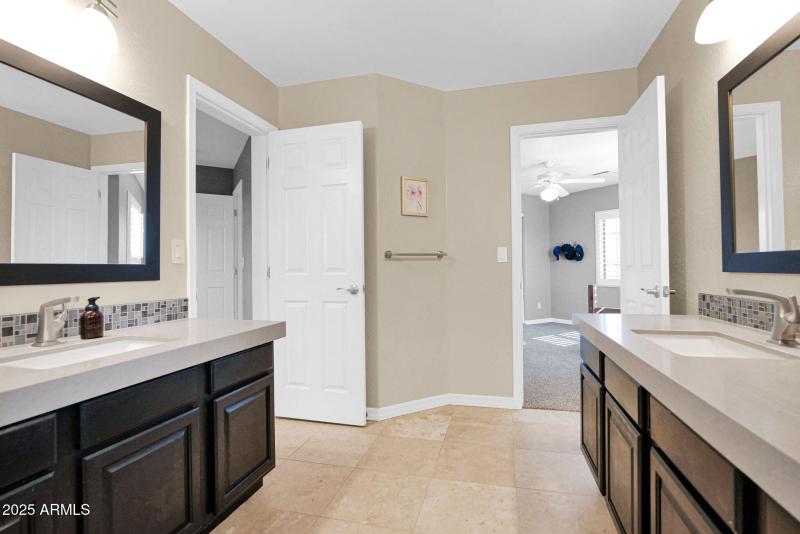 48-web-or-mls-P1279343