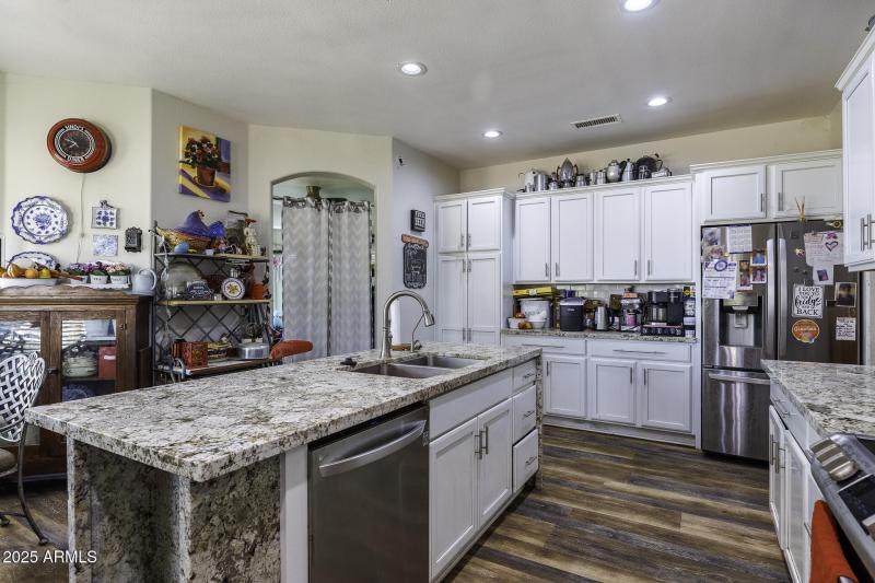 Kitchen 2 (1)