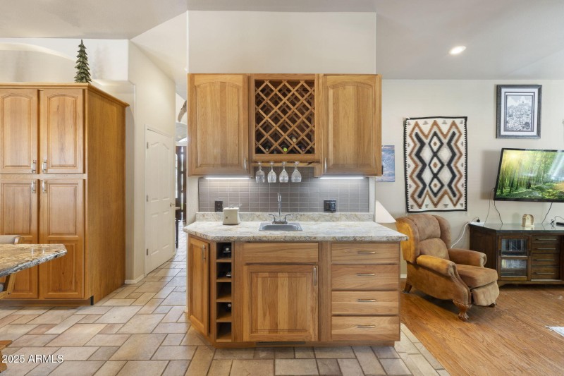 17-web-or-mls-FA9A6144