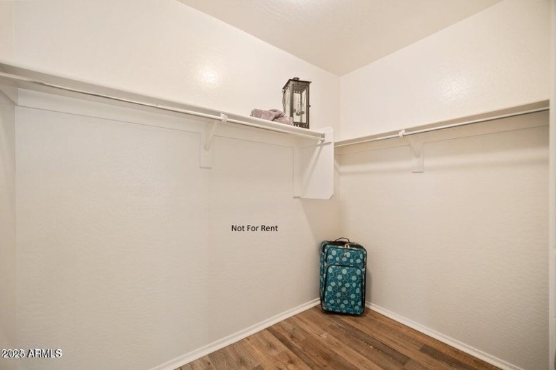 Owners Walk In Closet