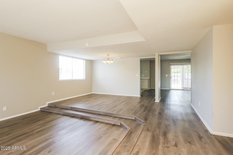 003-photo-living-room-14716311