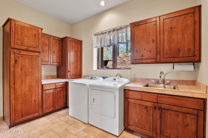 Large Laundry Room