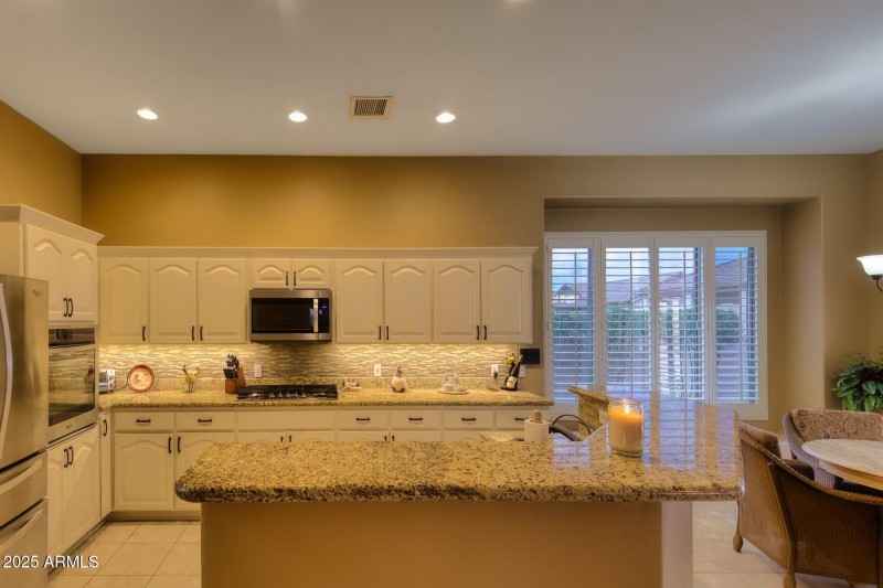 082053-2680 Knollridge Drive