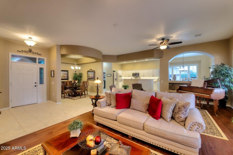 082193-2680 Knollridge Drive