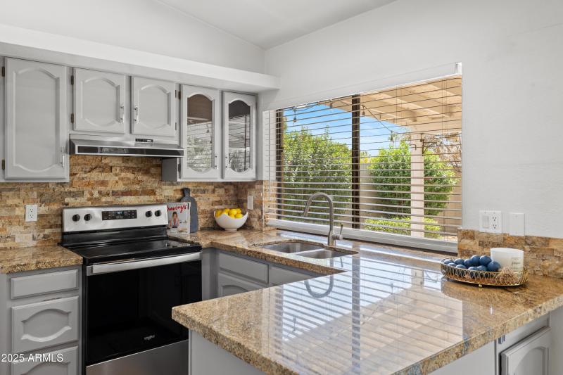 8943 E Friess Dr-17