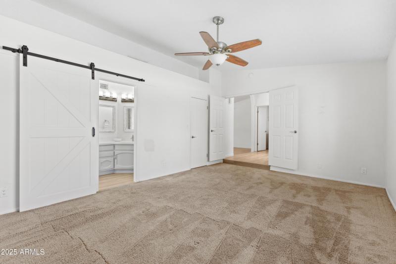 8943 E Friess Dr-21