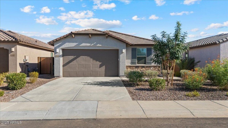 06-DJI_20250816162636_0150_D