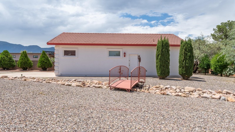 Exterior - 2661 E Eagle Rock Dr-10