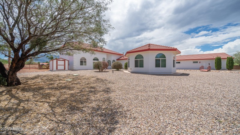 Exterior - 2661 E Eagle Rock Dr-13