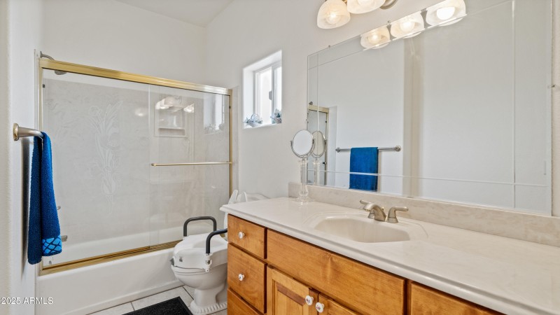 Interior - 2661 E Eagle Rock Dr-22