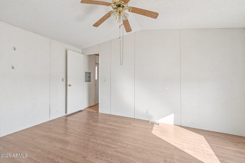 20-web-or-mls-W Whirly Bird Rd-S1708-018