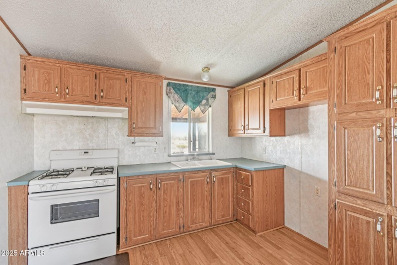 14-web-or-mls-W Whirly Bird Rd-S1708-012