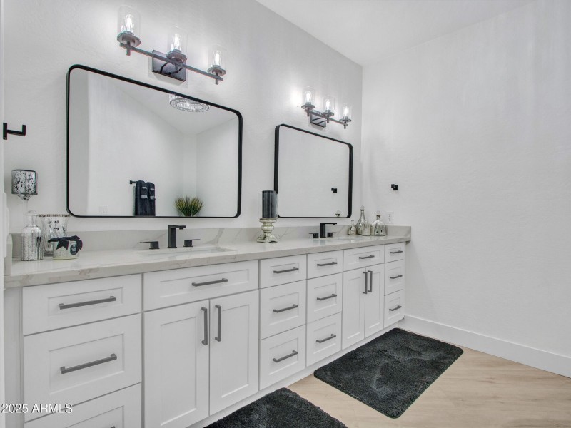 20-Primary-suite-(6)