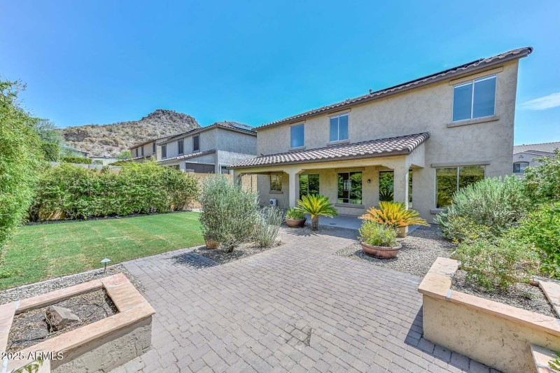 Backyard-Mountain View