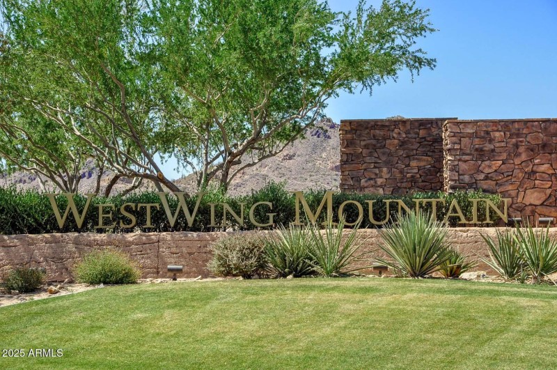 Westwing Entry Sign