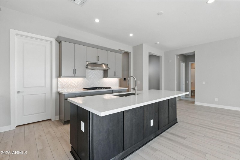 11-web-or-mls-Middlebury-11