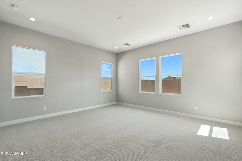 24-web-or-mls-Middlebury-24 (1)