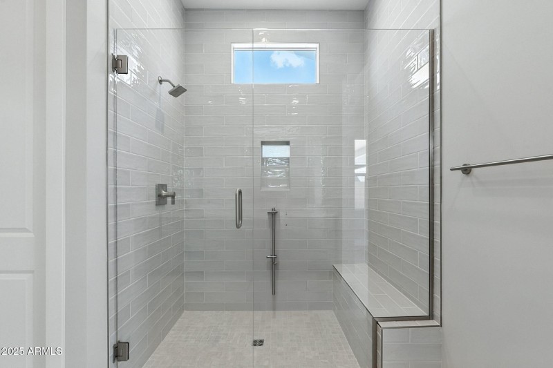 30-web-or-mls-Middlebury-30