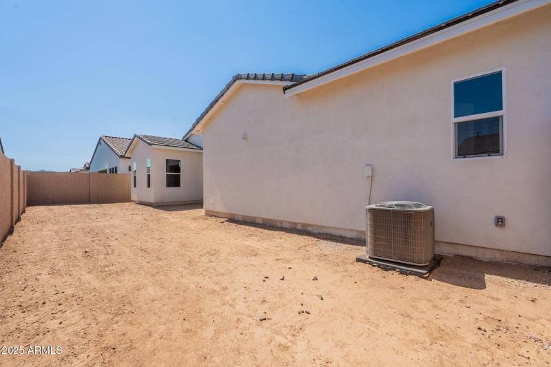 38-web-or-mls-Middlebury-38 (1)