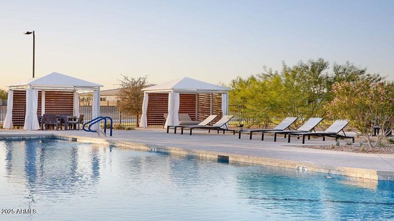 Ovation pool cabanas
