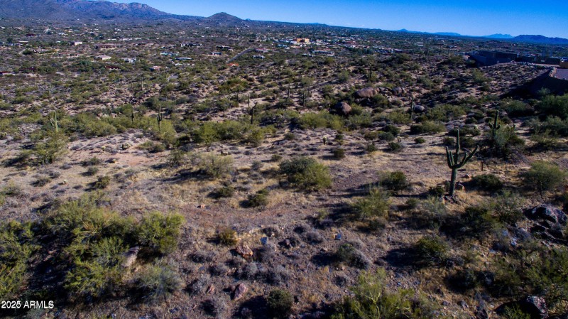 PRIVATE YET CLOSE TO TOWN!