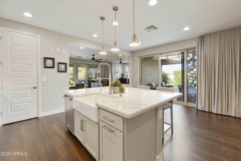 60-print-_tm_7074-_tm_7078