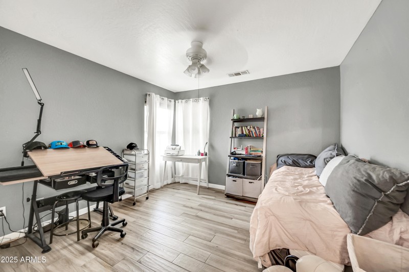 546 W Casa Mirage Ct-26