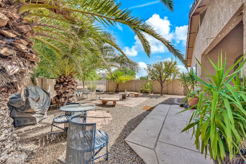 546 W Casa Mirage Ct-29