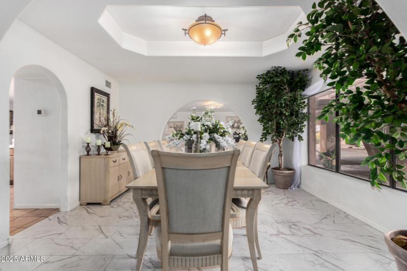 Formal Dining