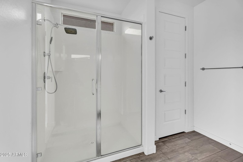 20-web-or-mls-Wiley Way-21