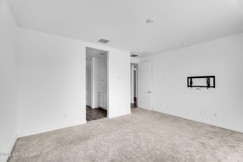 16-web-or-mls-Wiley Way-17