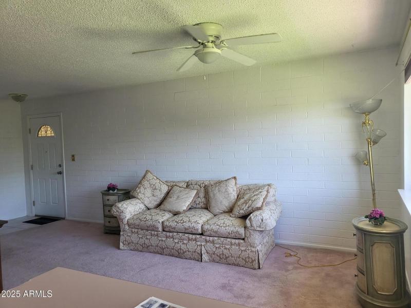 VIEW TO FRONT DOOR