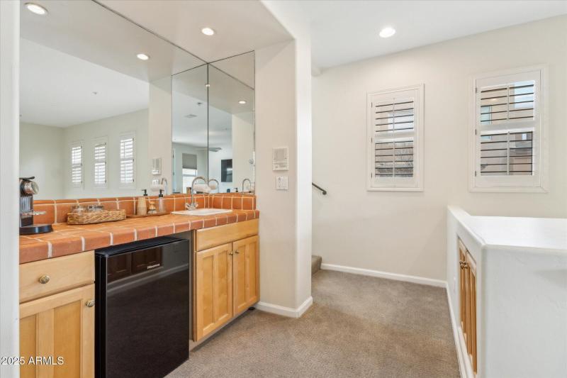 2nd Floor Loft Wet Bar