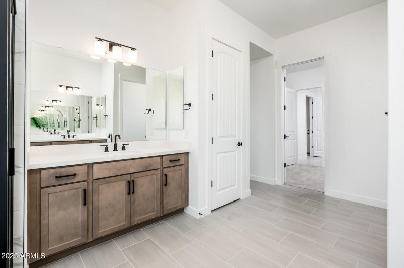 115 E Santa Cruz Dr - MLS-35