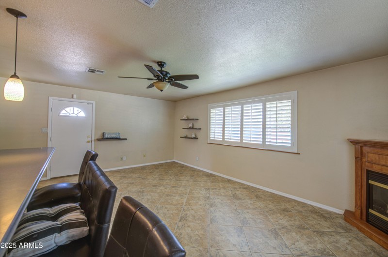 Family Room 4
