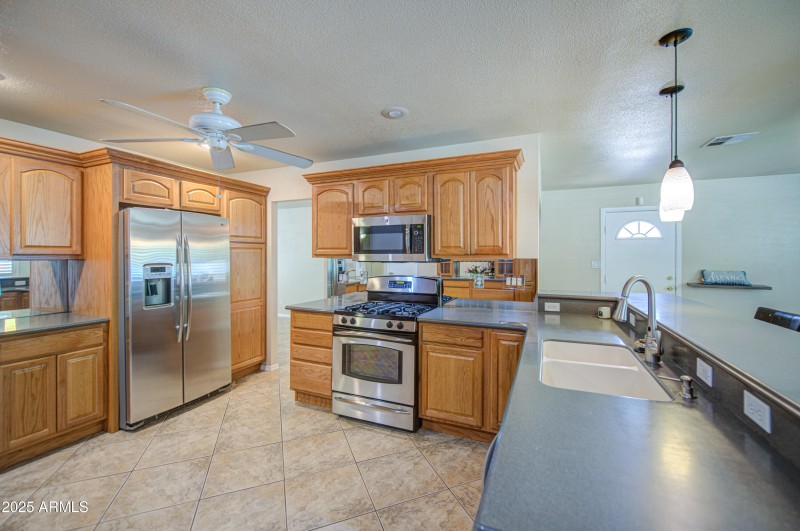 Kitchen 3