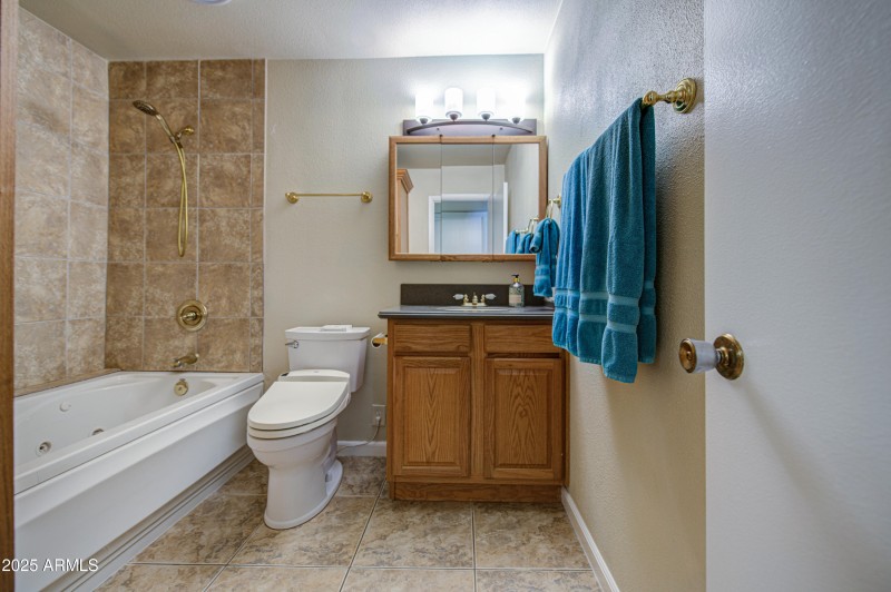 Bathroom 2-pic 1